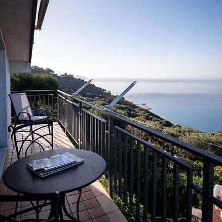 Appartement La Casa Del Maestro Attico à Pisciotta Extérieur photo